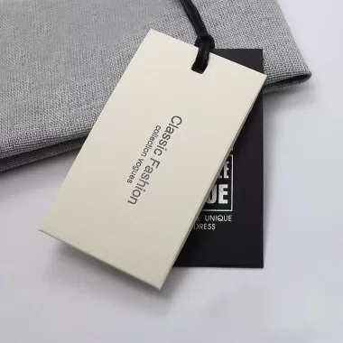 Thẻ treo giấy mỹ thuật mẫu 3